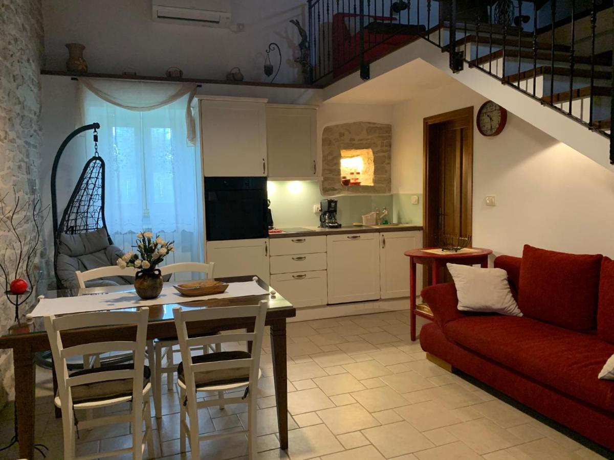 Holiday Home Mattiuzi Nedescina Экстерьер фото